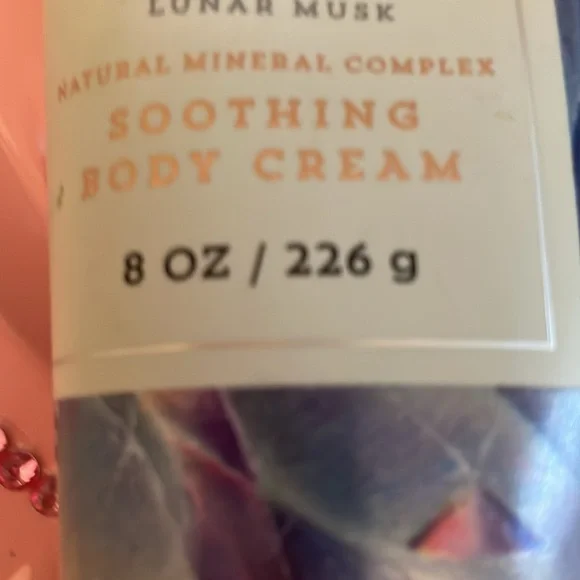 Bath and body works HTF 2 item bundle - Picture 4 of 8